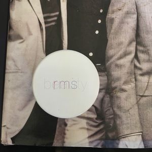 RMS beauty magic luminizer